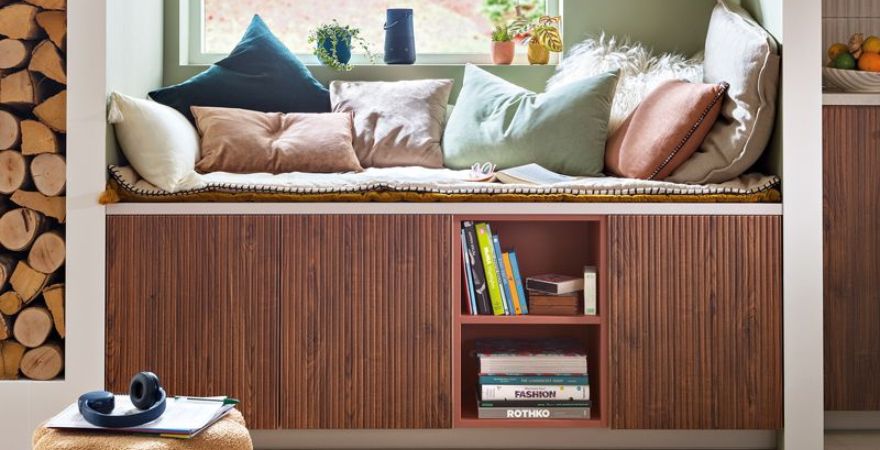 Une cuisine avec banquette pour un espace cosy