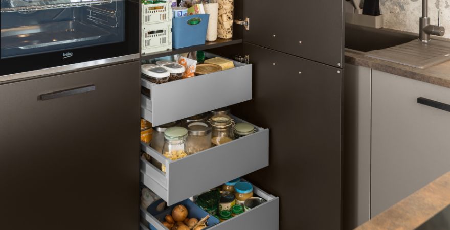 Un garde-manger optimisé dans vos meubles de cuisine