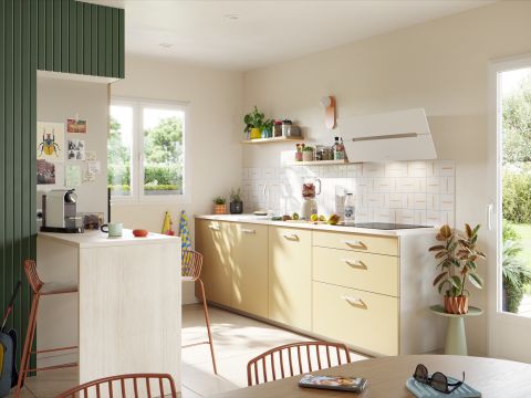 Cuisine jaune ambiance méditerranéenne 