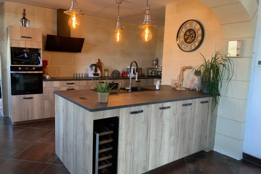 Cuisine équipée effet bois, une cuisine réalisée par SoCoo'c Saint André De Cubzac