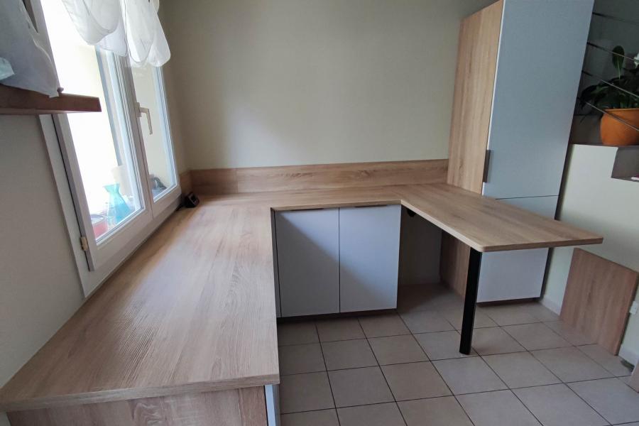 Cuisine bois et blanche, une cuisine réalisée par SoCoo'c Aubagne