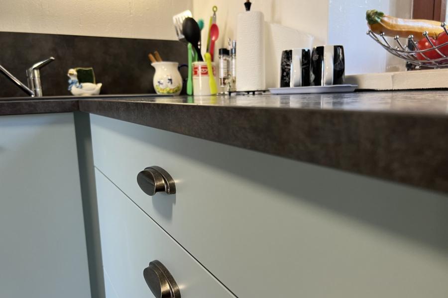 Cuisine Vert Pastel Mat , une cuisine réalisée par SoCoo'c Phalsbourg