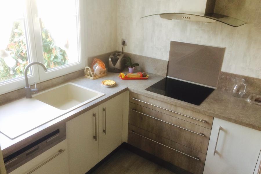 Un petit espace bien pensé !, une cuisine réalisée par SoCoo'c Caen
