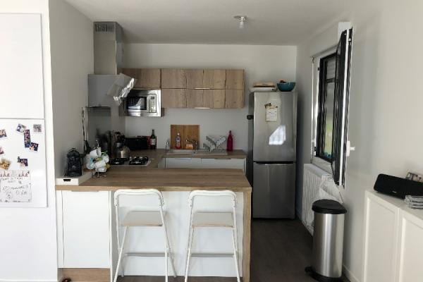 Cuisine bois et blanc mat, une cuisine réalisée par SoCoo'c Bordeaux Mérignac