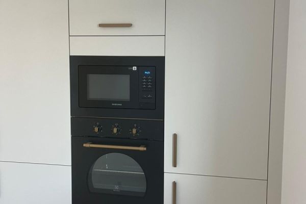 Cuisine linéaire moderne, une cuisine réalisée par SoCoo'c Challans