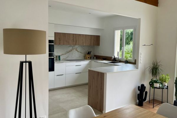 La cuisine cosy, une cuisine réalisée par SoCoo'c Pau