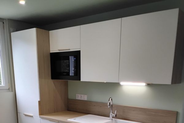 Cuisine blanche style scandinave, une cuisine réalisée par SoCoo'c Cholet