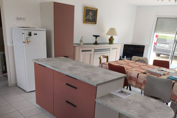 Cuisine en terracotta de Claude, une cuisine réalisée par SoCoo'c Châteauroux