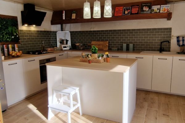 La cuisine de Charlotte et sa famille, une cuisine réalisée par SoCoo'c Saumur