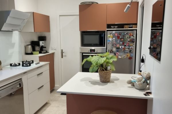 Magnifique cuisine Terracotta et Lin , une cuisine réalisée par SoCoo'c Lyon Limonest
