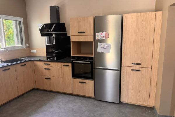 Cuisine angle ouvrant, une cuisine réalisée par SoCoo'c Challans