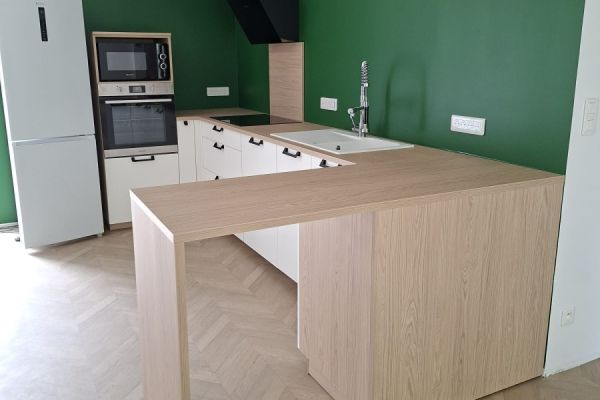 Cuisine sur fond vert , une cuisine réalisée par SoCoo'c Challans
