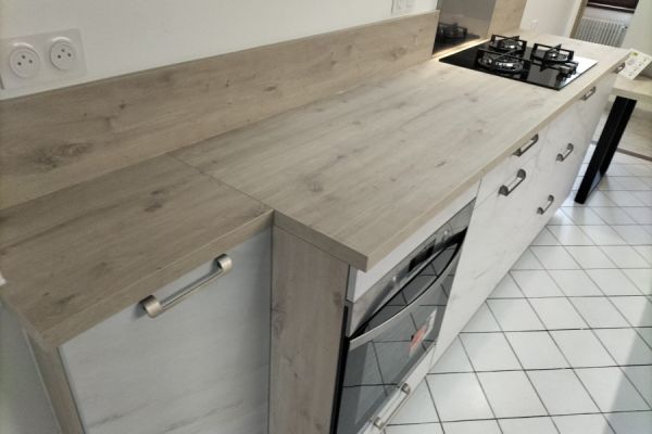Cuisine Linéaire Mme S, une cuisine réalisée par SoCoo'c Challans