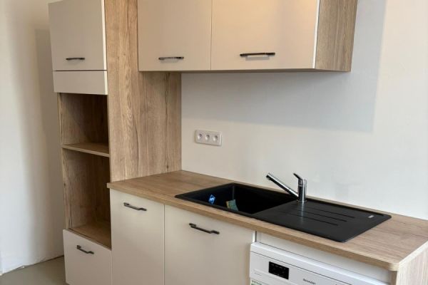 Cuisine petit espace Mme M, une cuisine réalisée par SoCoo'c Challans