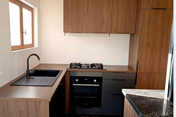 Style bois et Pierre , une cuisine réalisée par SoCoo'c Poitiers