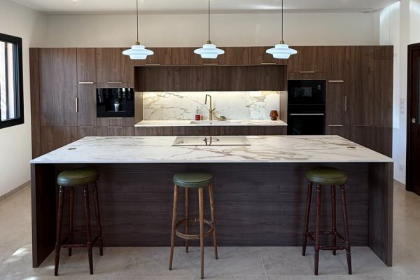 La cuisine bois de Lucile & Florian, une cuisine réalisée par SoCoo'c Beziers