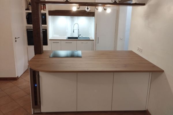 cuisine blanc et bois, une cuisine réalisée par SoCoo'c Nice