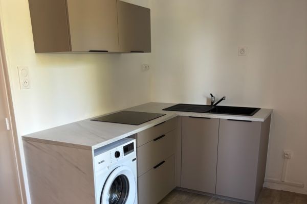La cuisine de location d'Amandine !, une cuisine réalisée par SoCoo'c Vitrolles