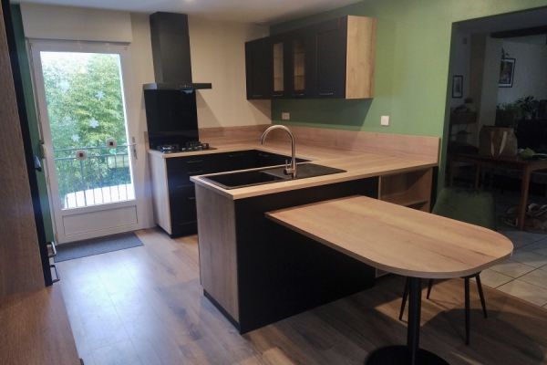 Cuisine moderne en U, une cuisine réalisée par SoCoo'c Ancenis