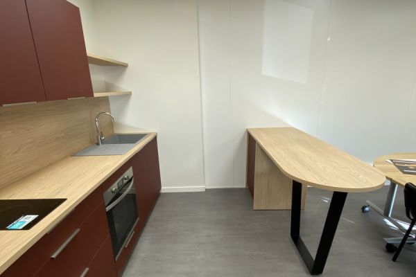 Cuisine Griotte et chêne Doré, une cuisine réalisée par SoCoo'c Clermont Riom