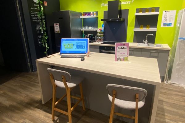 Soldes Cuisine &amp; Electro , une cuisine réalisée par SoCoo'c Châteauroux
