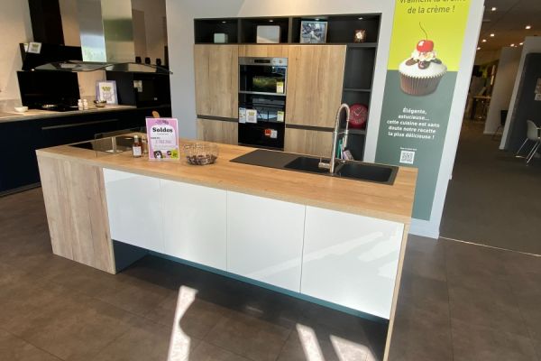 Soldes Cuisine &amp; Electro , une cuisine réalisée par SoCoo'c Châteauroux