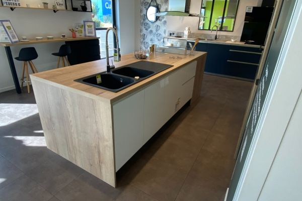 Soldes Cuisine &amp; Electro , une cuisine réalisée par SoCoo'c Châteauroux