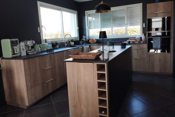 Cuisine chêne vintage et Dekton Laurent , une cuisine réalisée par SoCoo'c Pamiers