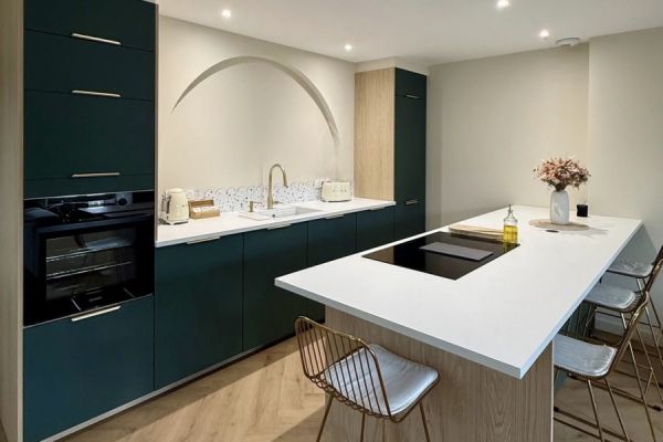 Cuisine avec îlot, une cuisine réalisée par SoCoo'c Aurillac