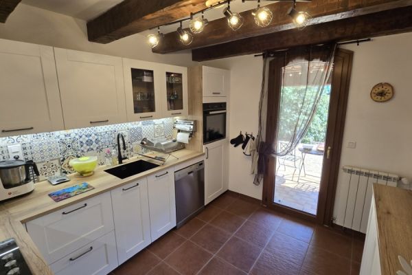 CUISINE BLANC ET BOIS, une cuisine réalisée par SoCoo'c Saint Maximin La Sainte Baume