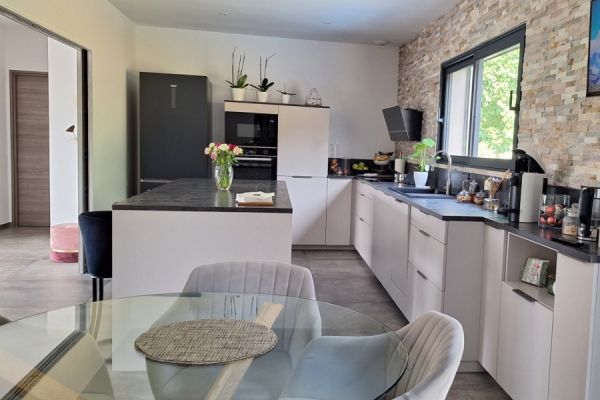 Cuisine Chamois et Paloma , une cuisine réalisée par SoCoo'c Ajaccio