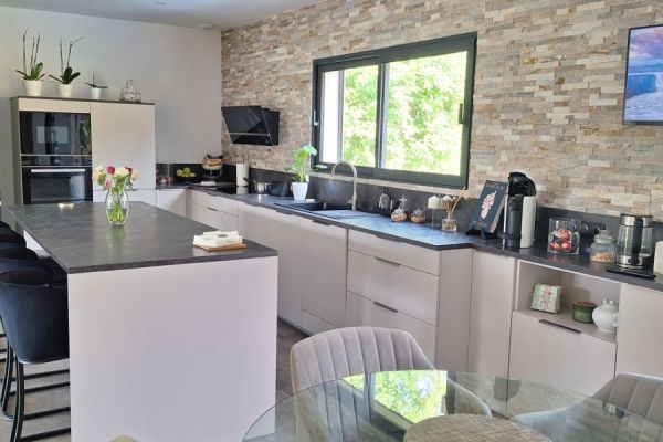 Cuisine Chamois et Paloma , une cuisine réalisée par SoCoo'c Ajaccio