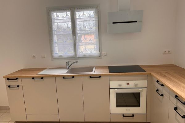 Cuisine en L de Mme A, une cuisine réalisée par SoCoo'c Challans