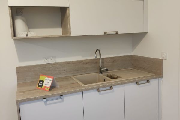 Cuisine double linéaire Mme F, une cuisine réalisée par SoCoo'c Challans