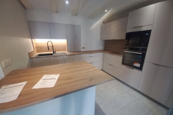 Cuisine chamois & chêne cosy, une cuisine réalisée par SoCoo'c Mulhouse Wittenheim