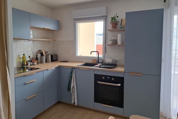 Cuisine équipée en L , une cuisine réalisée par SoCoo'c Bordeaux le Lac