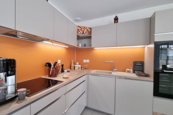 Cuisine tendance de Mr C., une cuisine réalisée par SoCoo'c Villefranche