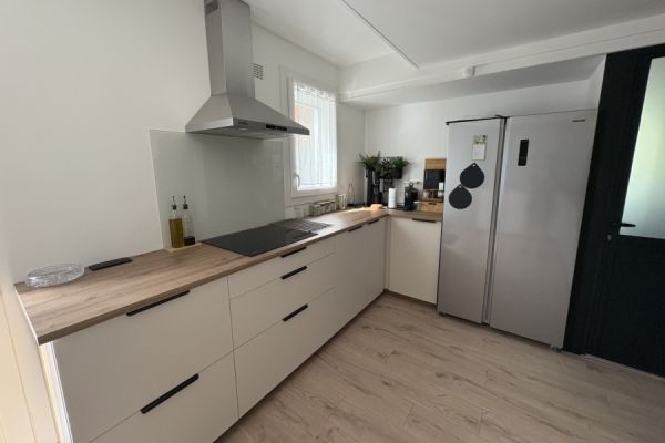 Cuisine Chaleureuse Coloris Cosy, une cuisine réalisée par SoCoo'c Chalon sur Saône