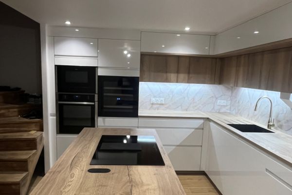 La cuisine en mode "pont", une cuisine réalisée par SoCoo'c Pontivy