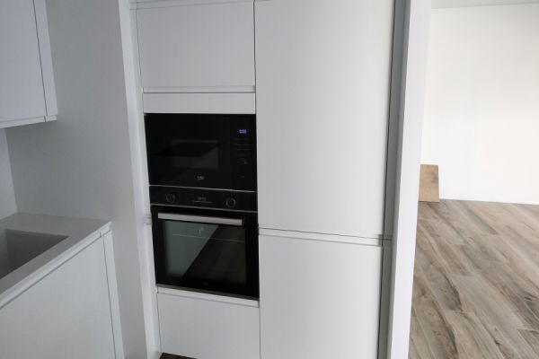 cuisine compact et moderne, une cuisine réalisée par SoCoo'c Royan