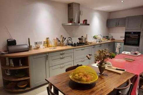 Cuisine grise et bois style campagne, une cuisine réalisée par SoCoo'c La Roche sur Yon