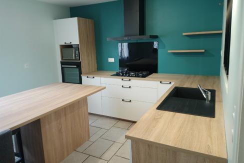 Cuisine en U avec Ilot central , une cuisine réalisée par SoCoo'c Issoire