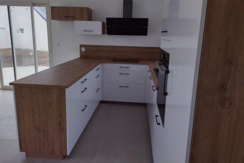 La cuisine blanche et bois d&#039;Anita -, une cuisine réalisée par SoCoo'c Saint Nazaire