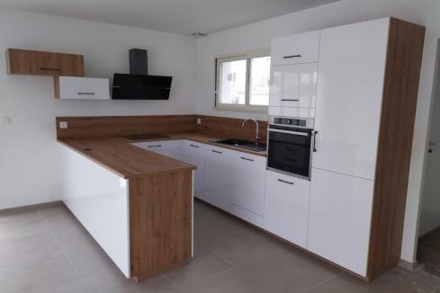 La cuisine blanche et bois d&#039;Anita -, une cuisine réalisée par SoCoo'c Saint Nazaire