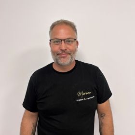 Loïc, Poseur