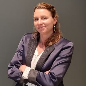 Alexandra , Directrice