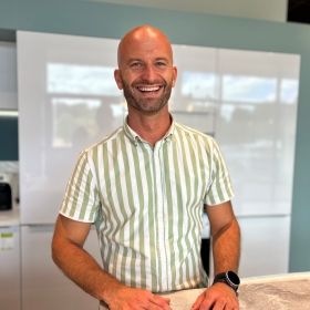 Thomas, Manager