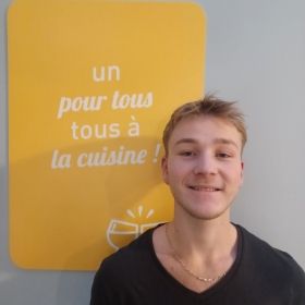 Olens, Poseur