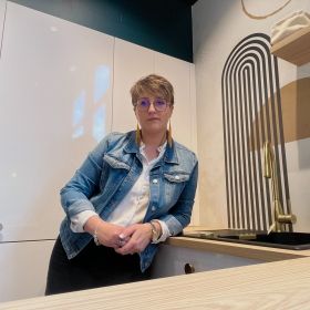 ROXANE, Manager