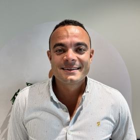 Frédéric, Manager